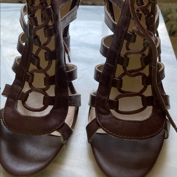 Guess Gladiator Sandle Heels 2 colors black & brown - Picture 3 of 5